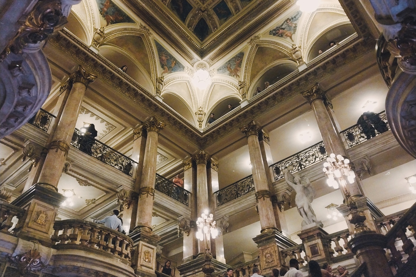 Abertura de temporada da Petrobras Sinfônica no Municipal